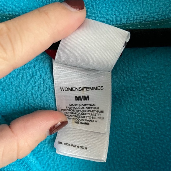 The North Face Pullover - Picture 6 of 7